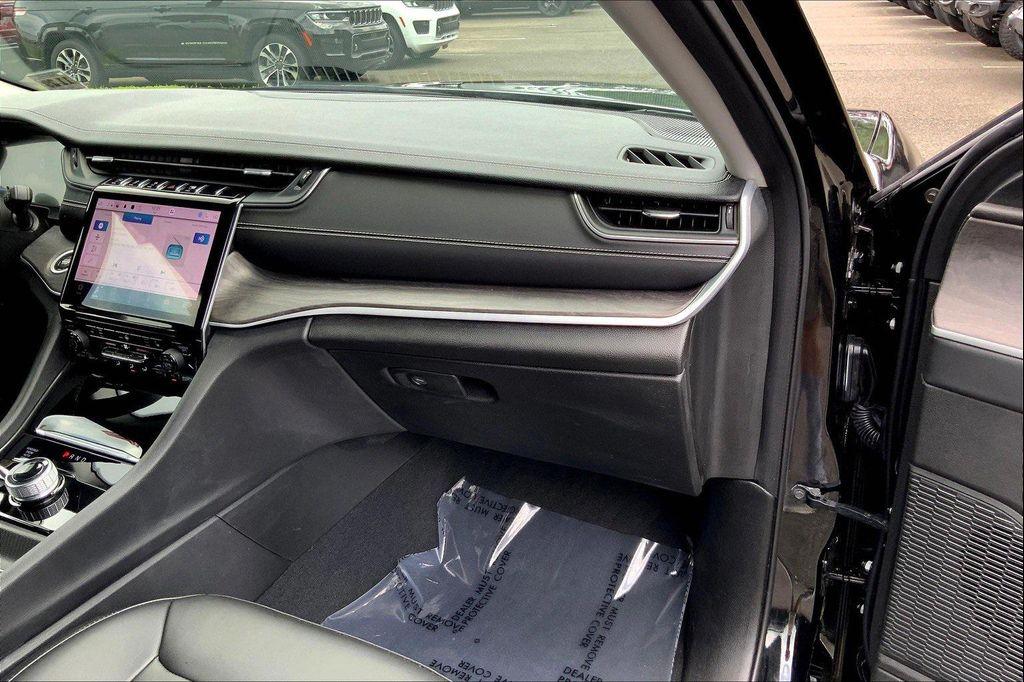 used 2024 Jeep Grand Cherokee L car, priced at $39,490