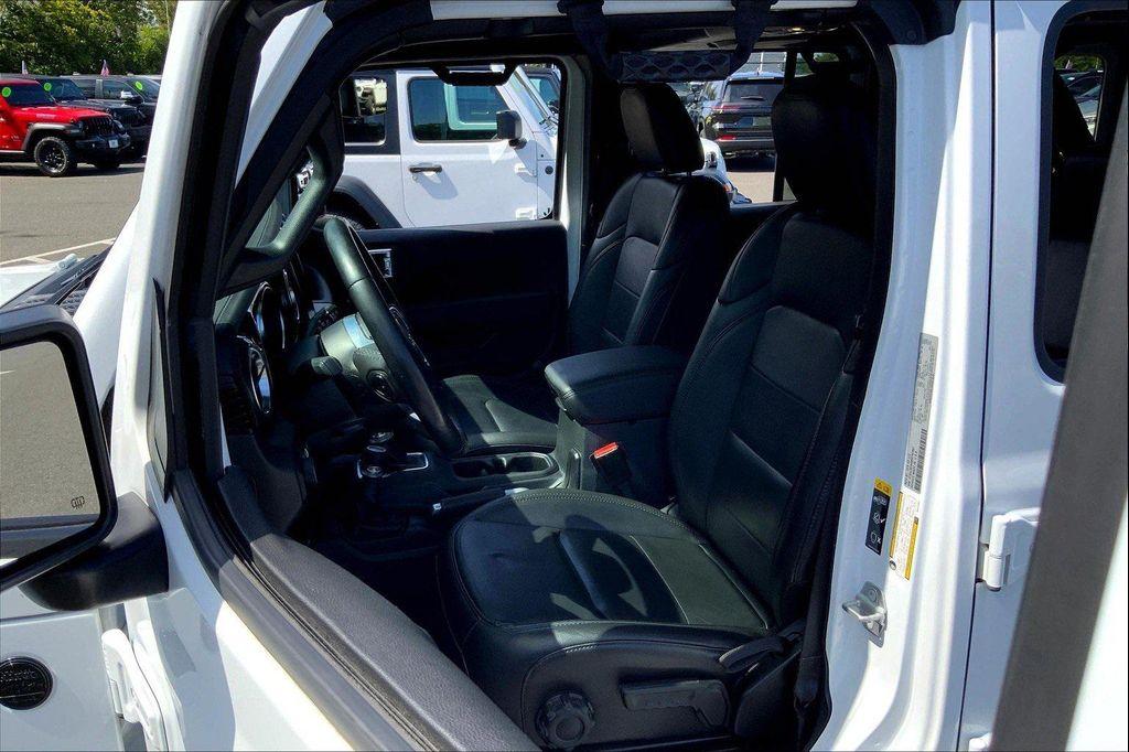 used 2021 Jeep Wrangler Unlimited car, priced at $35,990