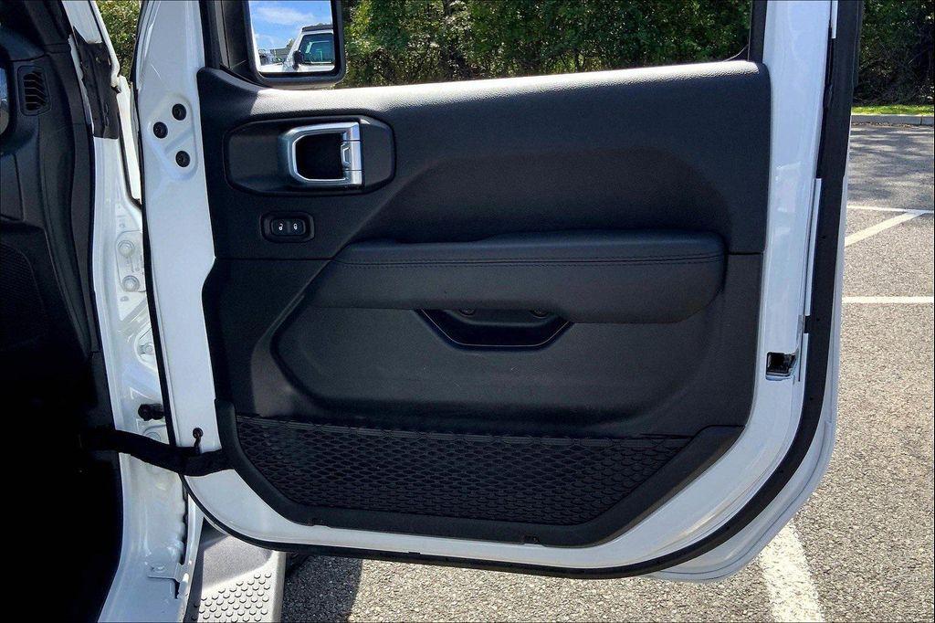 used 2021 Jeep Wrangler Unlimited car, priced at $35,990
