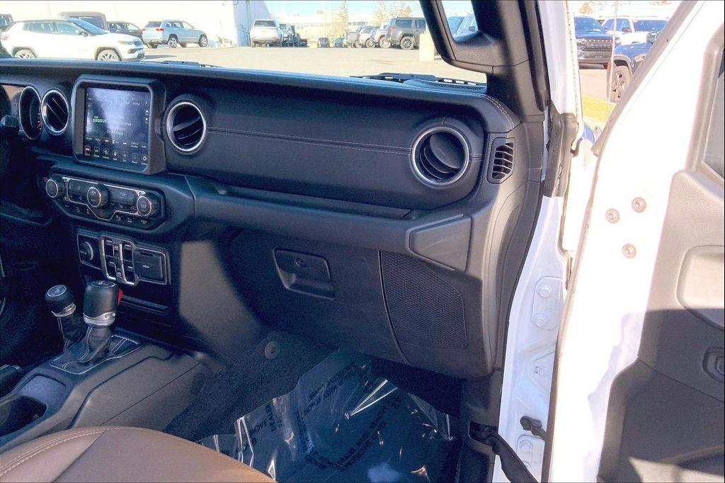 used 2021 Jeep Wrangler Unlimited car, priced at $26,490