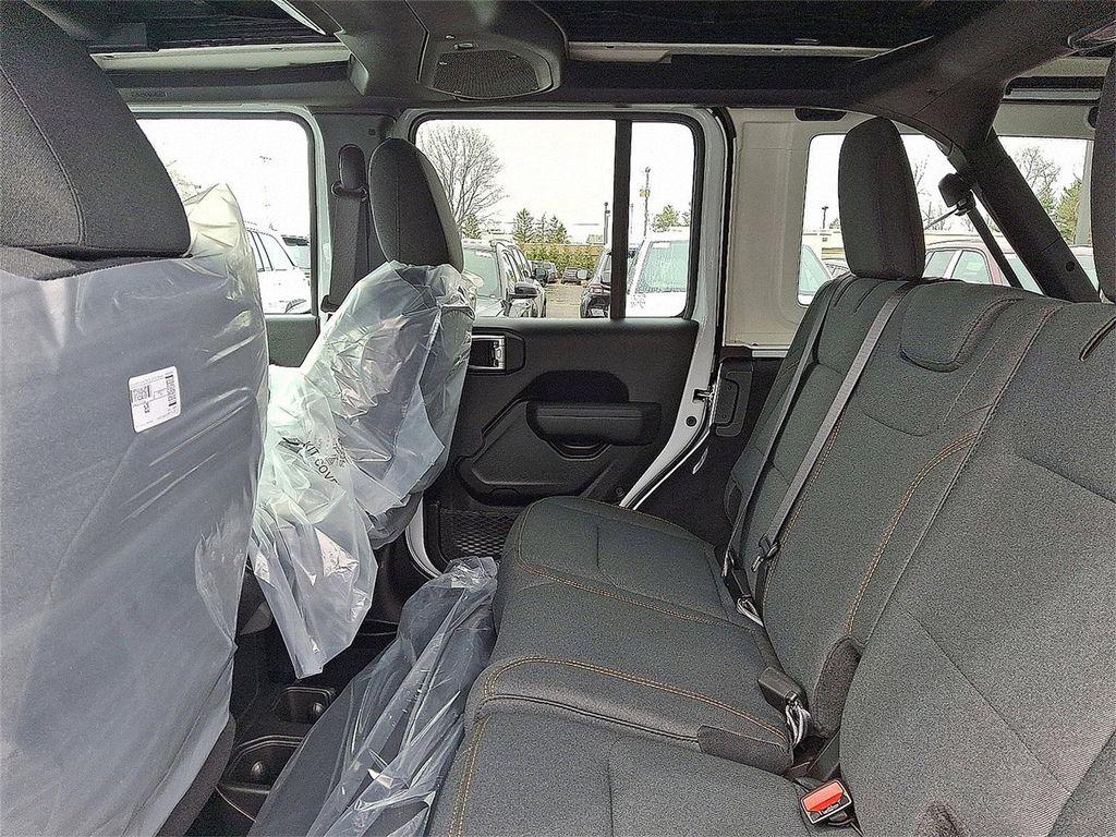 new 2025 Jeep Wrangler car, priced at $50,366