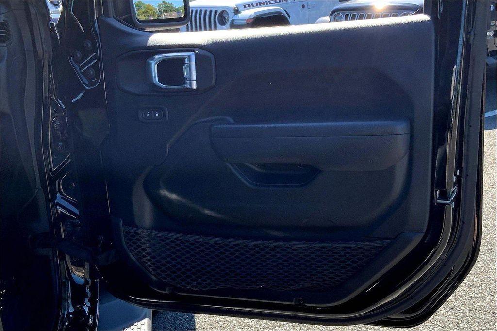 used 2022 Jeep Wrangler Unlimited car, priced at $34,990