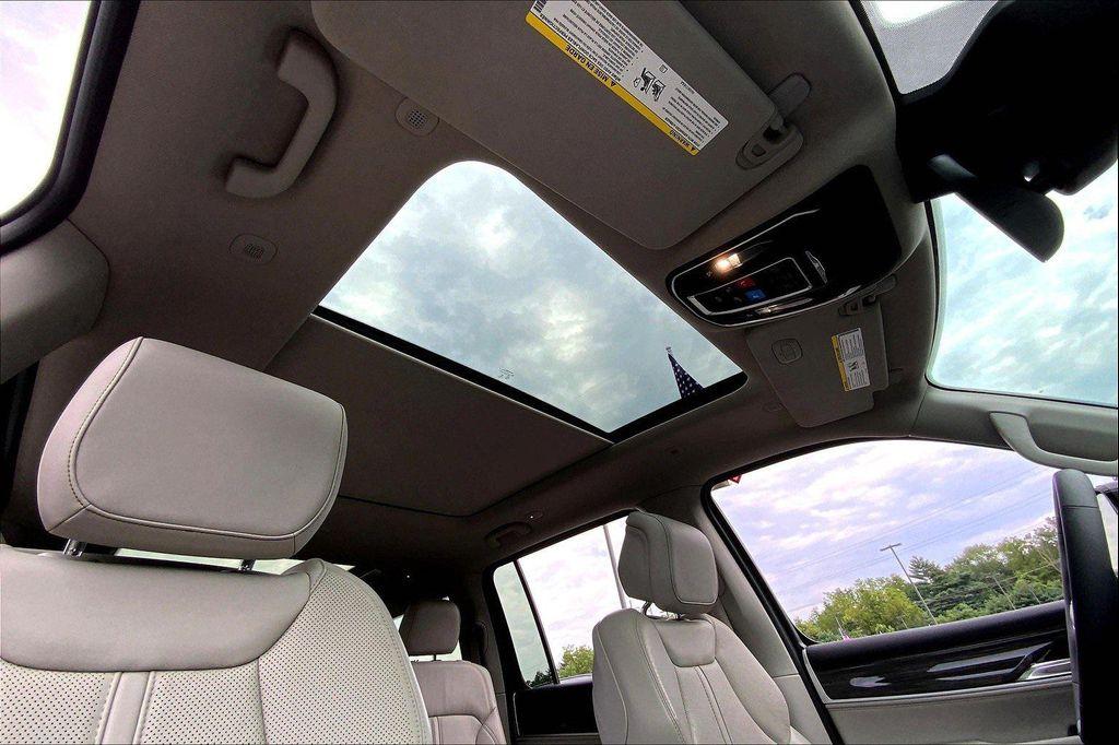 used 2022 Jeep Wagoneer car, priced at $51,490