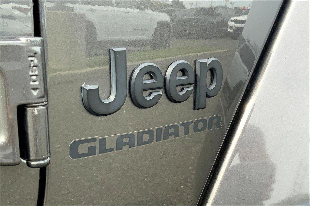 used 2022 Jeep Gladiator car, priced at $33,990