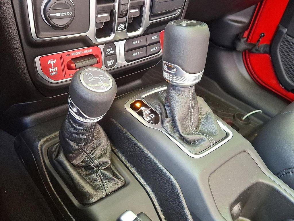 new 2025 Jeep Wrangler car, priced at $70,001
