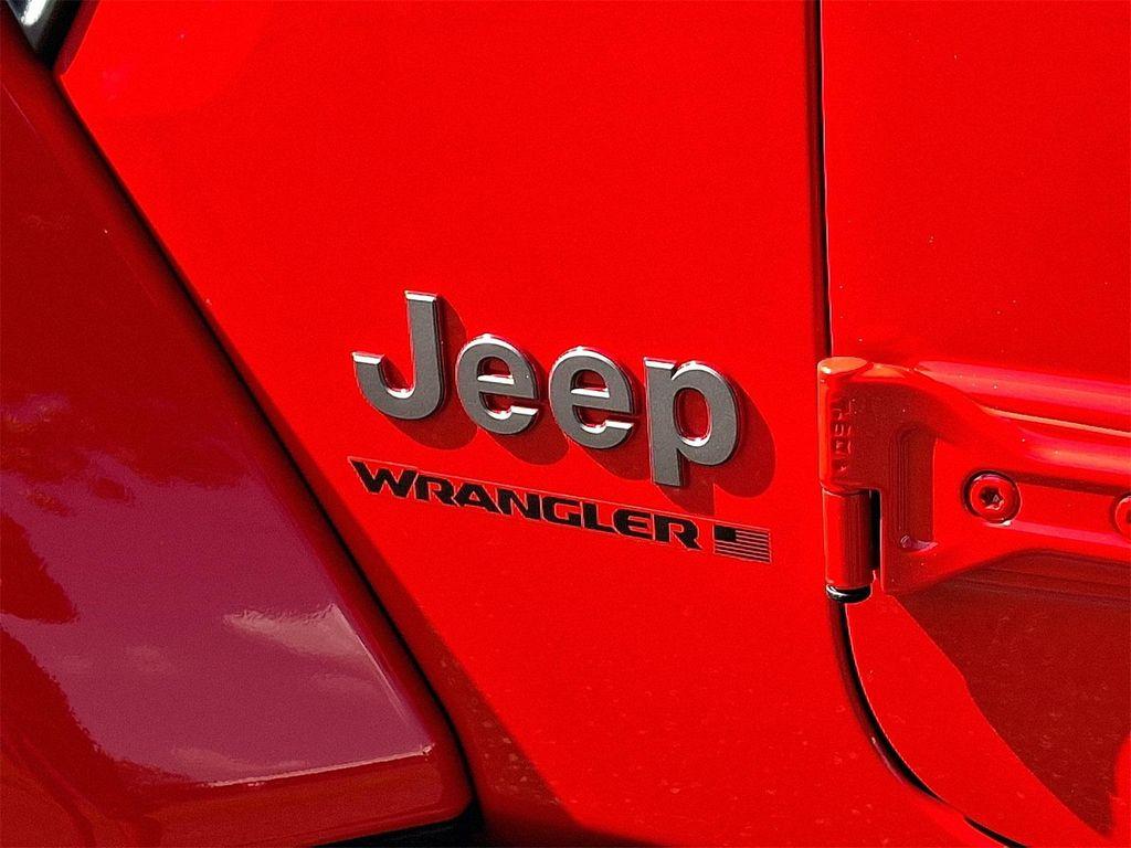 new 2025 Jeep Wrangler car, priced at $70,001