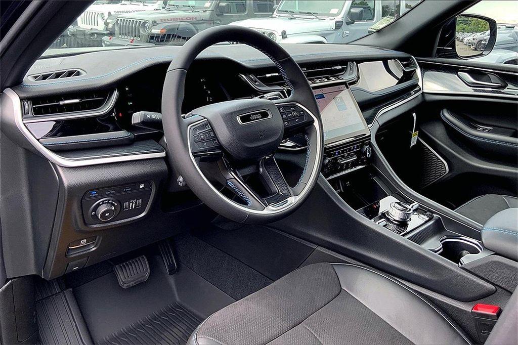 new 2023 Jeep Grand Cherokee 4xe car, priced at $72,290
