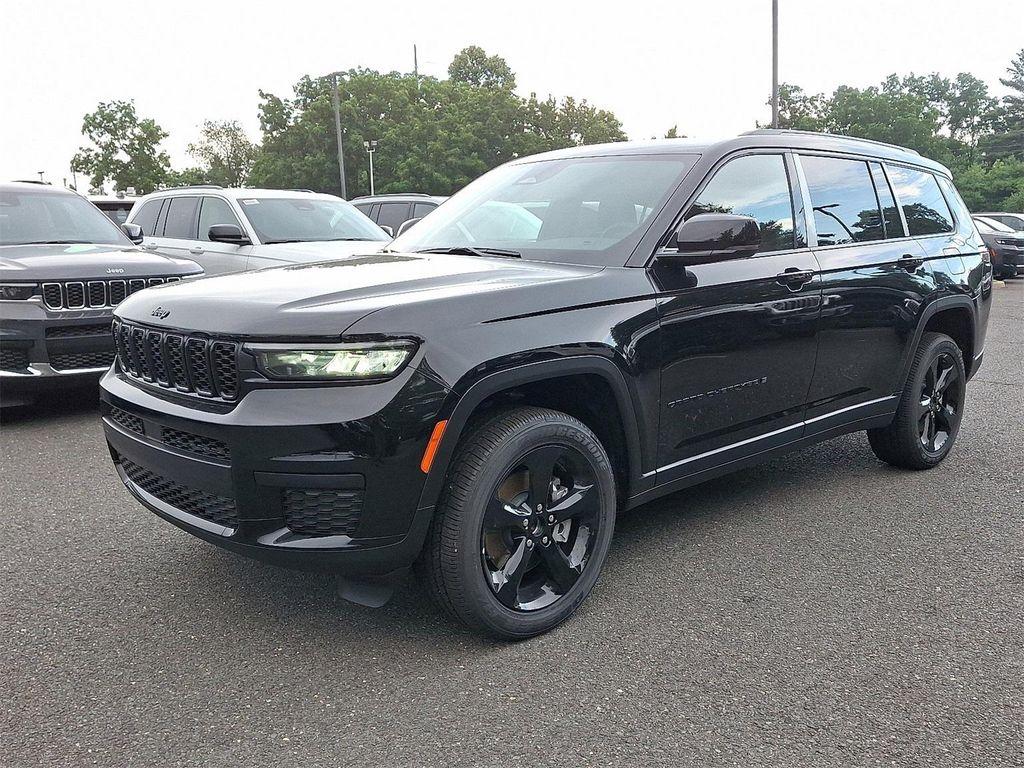 new 2025 Jeep Grand Cherokee L car, priced at $45,558