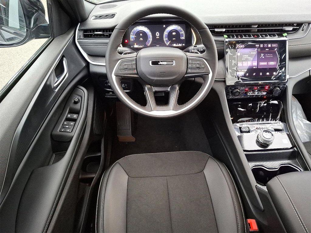 new 2025 Jeep Grand Cherokee L car, priced at $45,558