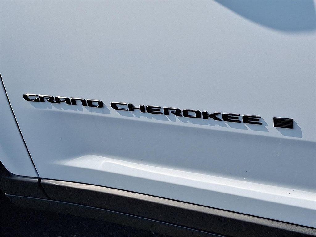 new 2025 Jeep Grand Cherokee L car, priced at $49,191