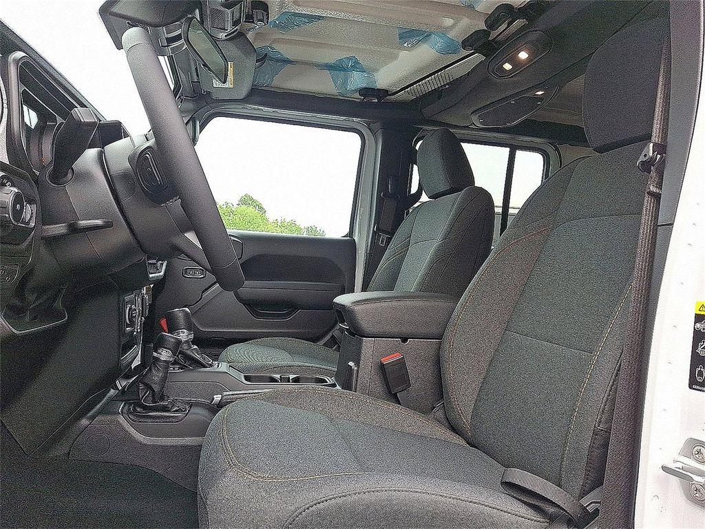 new 2025 Jeep Wrangler car, priced at $48,944