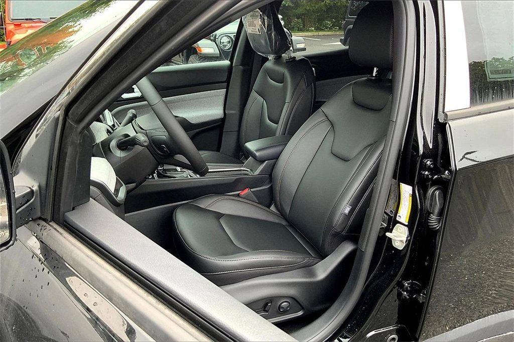 new 2023 Jeep Compass car, priced at $43,660
