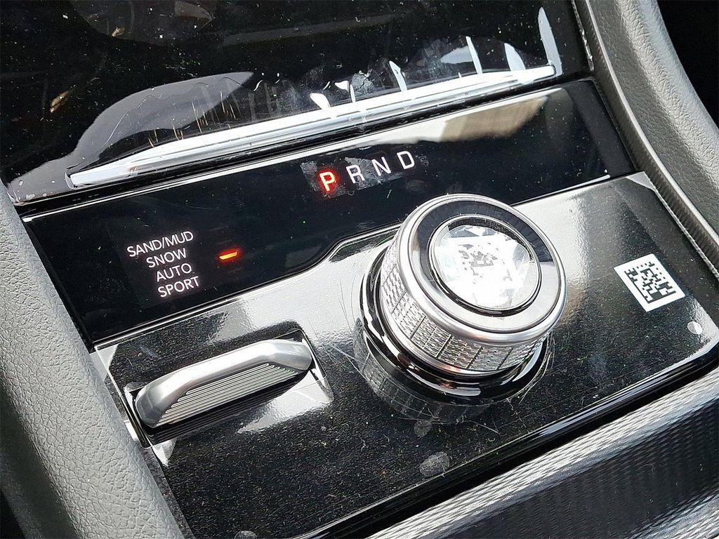 new 2025 Jeep Grand Cherokee car, priced at $47,697