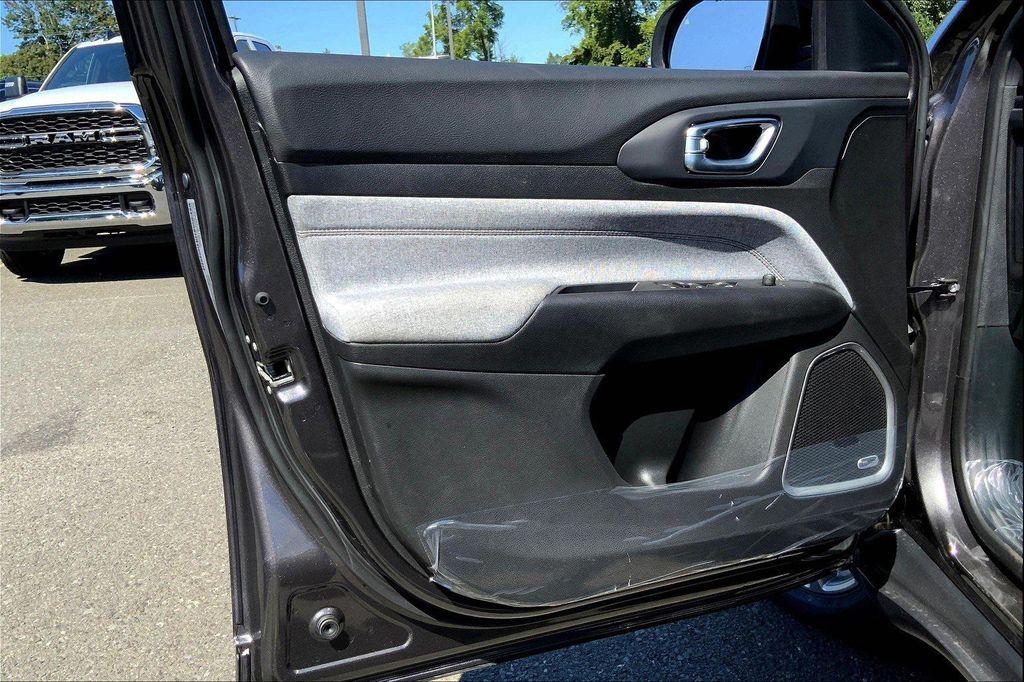 used 2023 Jeep Compass car, priced at $23,490