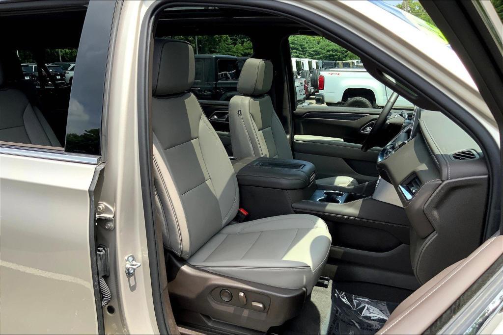 used 2023 GMC Yukon XL car, priced at $62,990