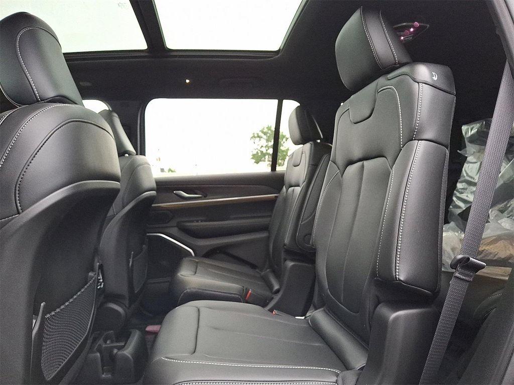 new 2025 Jeep Grand Cherokee L car, priced at $52,412