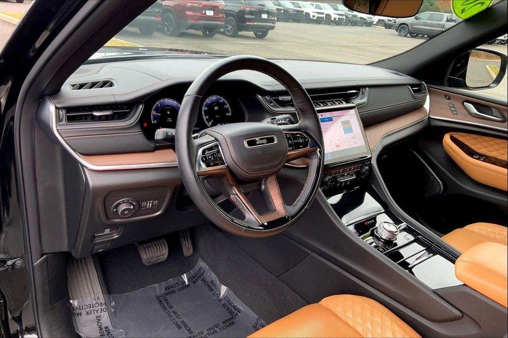 used 2023 Jeep Grand Cherokee car, priced at $42,990