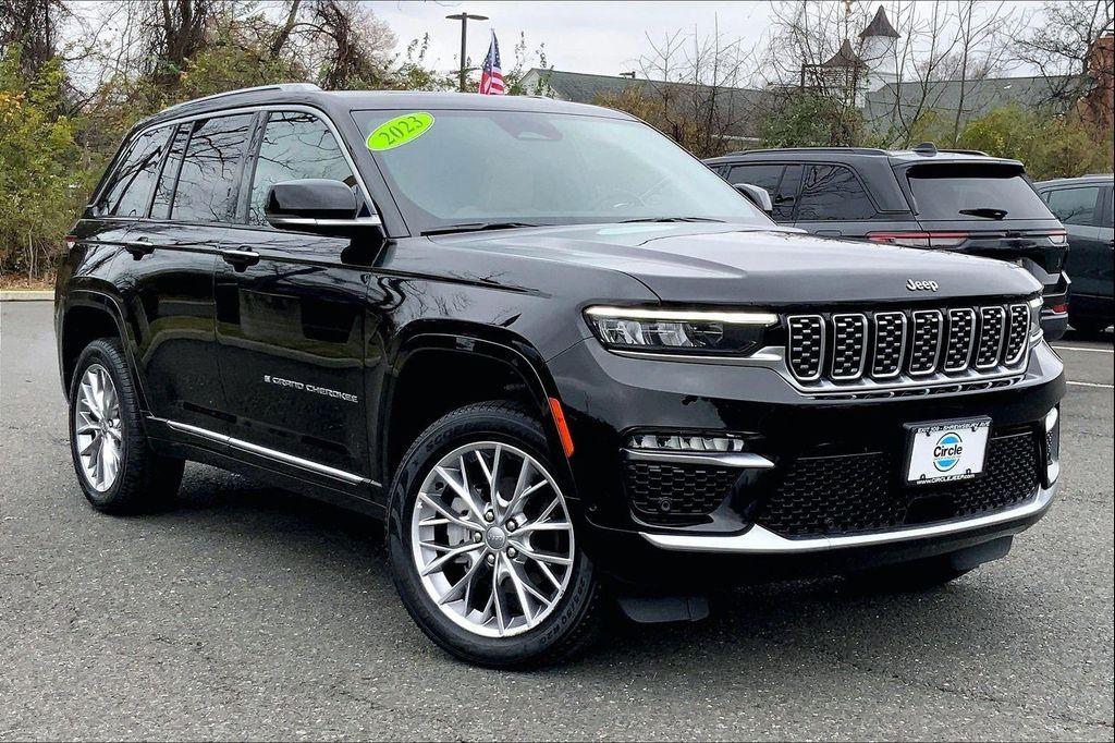 used 2023 Jeep Grand Cherokee car, priced at $42,990