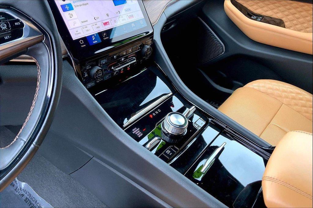 used 2023 Jeep Grand Cherokee car, priced at $42,990