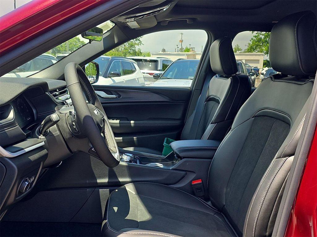 new 2025 Jeep Grand Cherokee L car, priced at $45,788