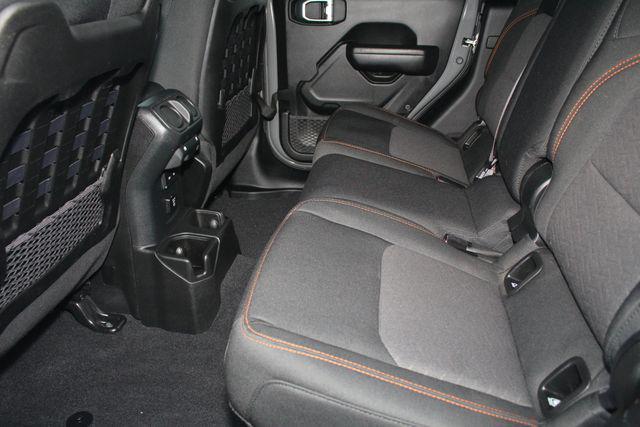 used 2021 Jeep Gladiator car, priced at $34,074