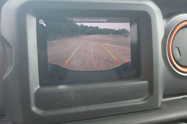 used 2021 Jeep Gladiator car, priced at $34,074