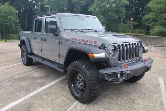 used 2021 Jeep Gladiator car, priced at $34,074