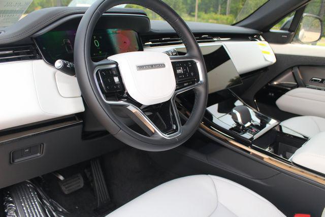 new 2025 Land Rover Range Rover Sport car, priced at $92,695
