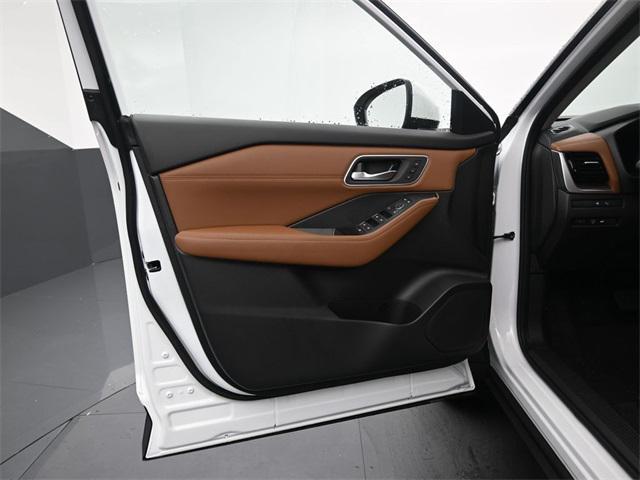 new 2025 Nissan Rogue car, priced at $41,735