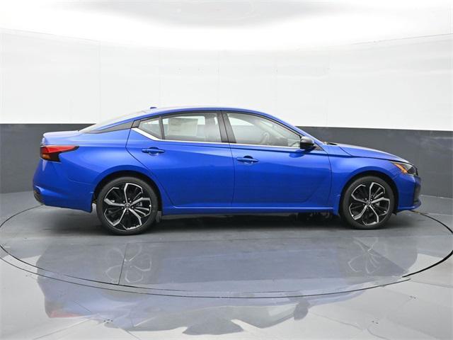 new 2025 Nissan Altima car, priced at $35,005