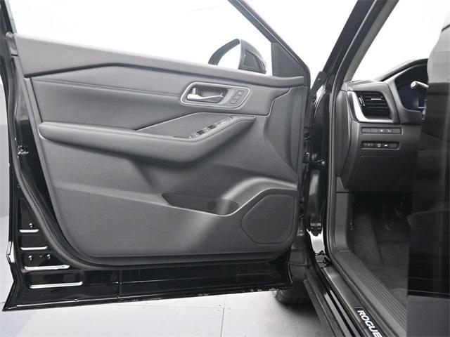 new 2025 Nissan Rogue car, priced at $43,530