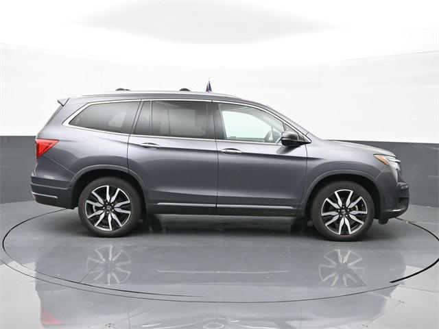 used 2022 Honda Pilot car, priced at $34,000