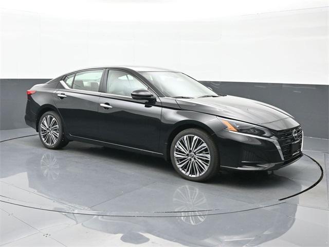 new 2025 Nissan Altima car, priced at $34,033