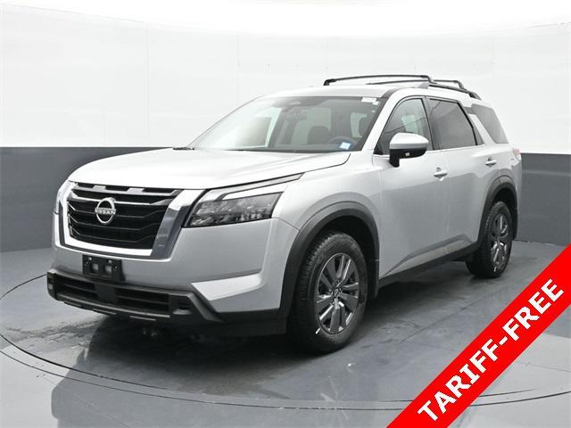 new 2025 Nissan Pathfinder car, priced at $42,910