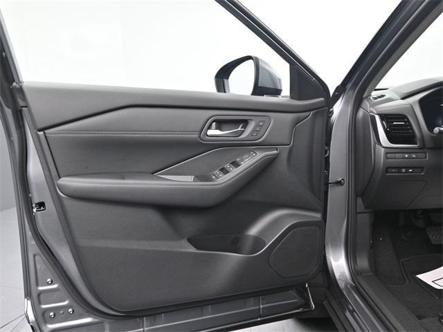 new 2025 Nissan Rogue car, priced at $41,325