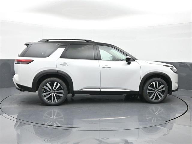 new 2025 Nissan Pathfinder car, priced at $53,385