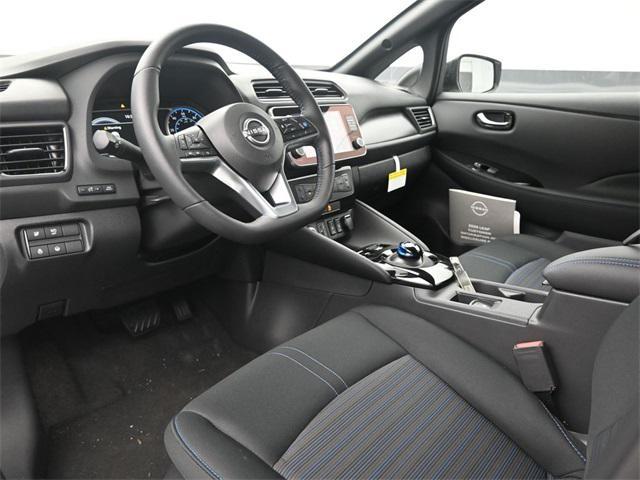 new 2025 Nissan Leaf car