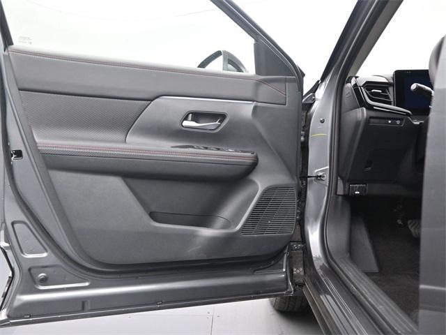 new 2025 Nissan Kicks car, priced at $28,065