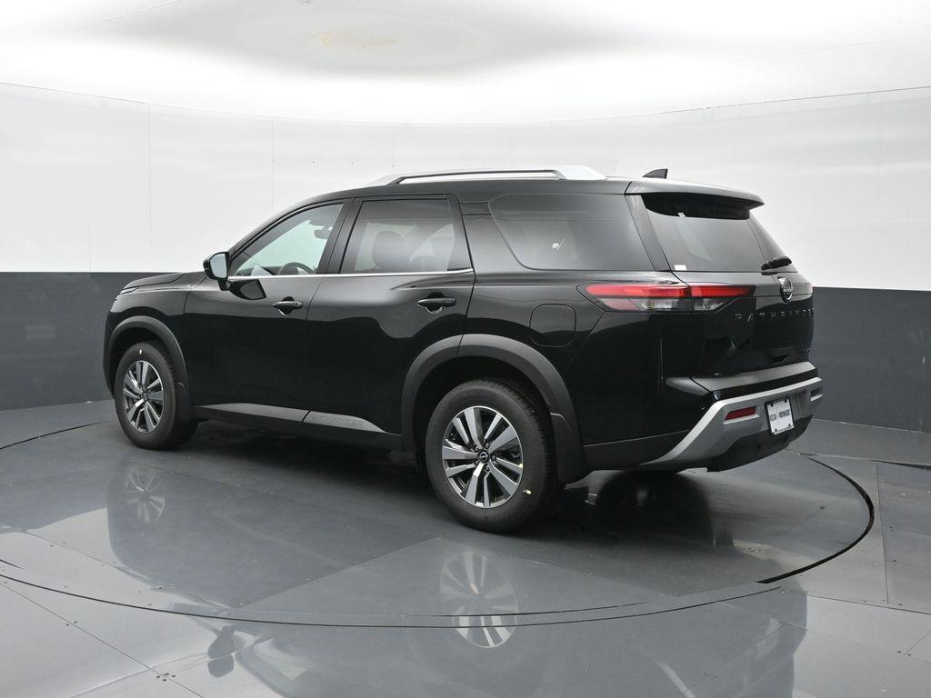 new 2025 Nissan Pathfinder car, priced at $44,500