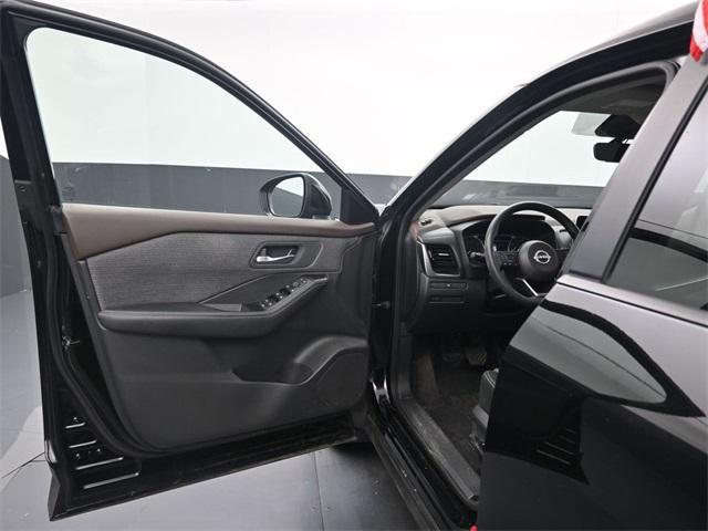 used 2022 Nissan Rogue car, priced at $22,000