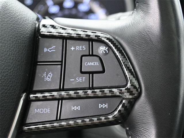 used 2022 Toyota Highlander car, priced at $28,500