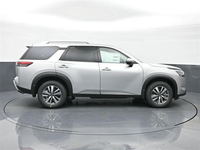 new 2025 Nissan Pathfinder car, priced at $45,810