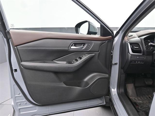 used 2023 Nissan Rogue car, priced at $25,682
