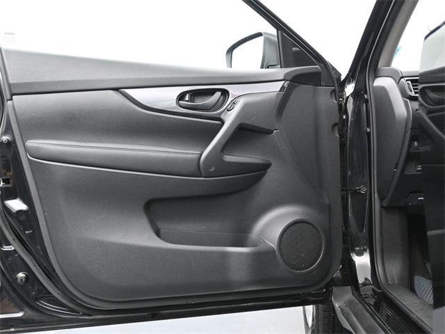 used 2019 Nissan Rogue car, priced at $16,495