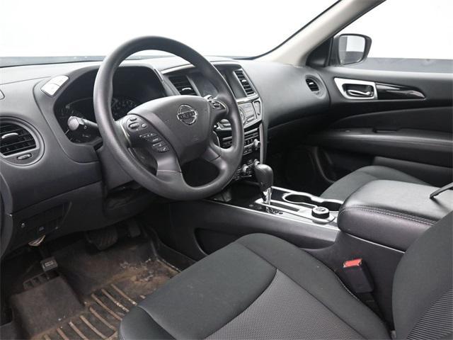 used 2020 Nissan Pathfinder car, priced at $21,000