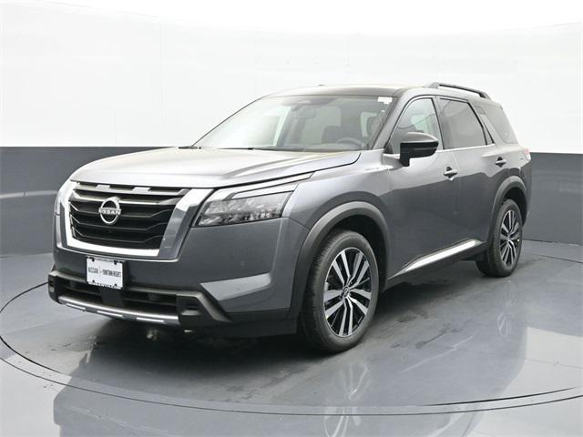 new 2025 Nissan Pathfinder car, priced at $51,845
