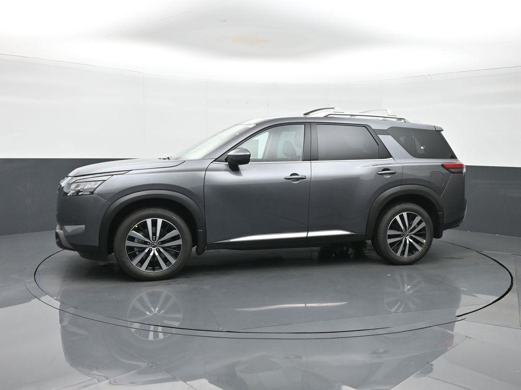 new 2025 Nissan Pathfinder car, priced at $51,010