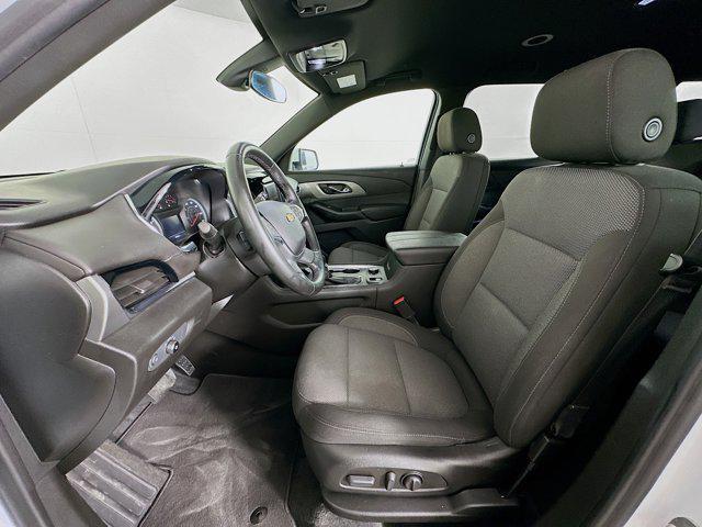 used 2023 Chevrolet Traverse car, priced at $26,789