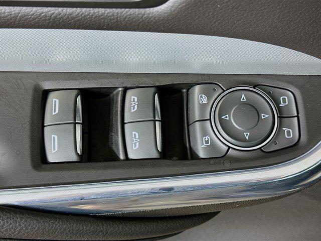 used 2023 Cadillac XT4 car, priced at $23,597