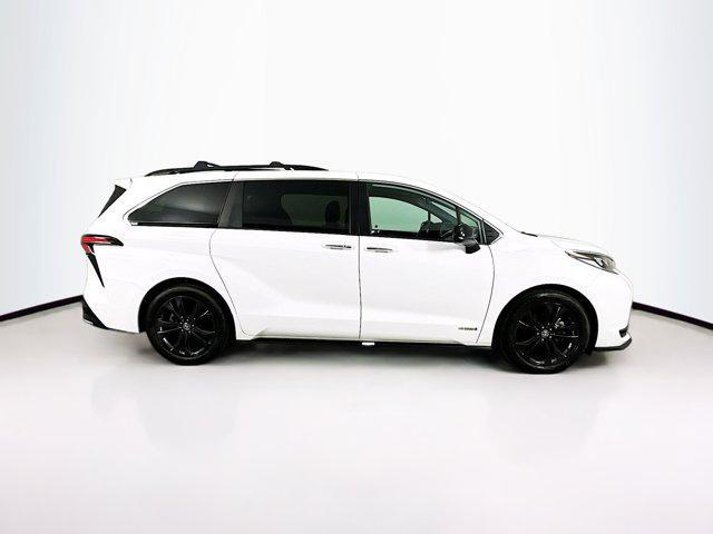 used 2021 Toyota Sienna car, priced at $37,897